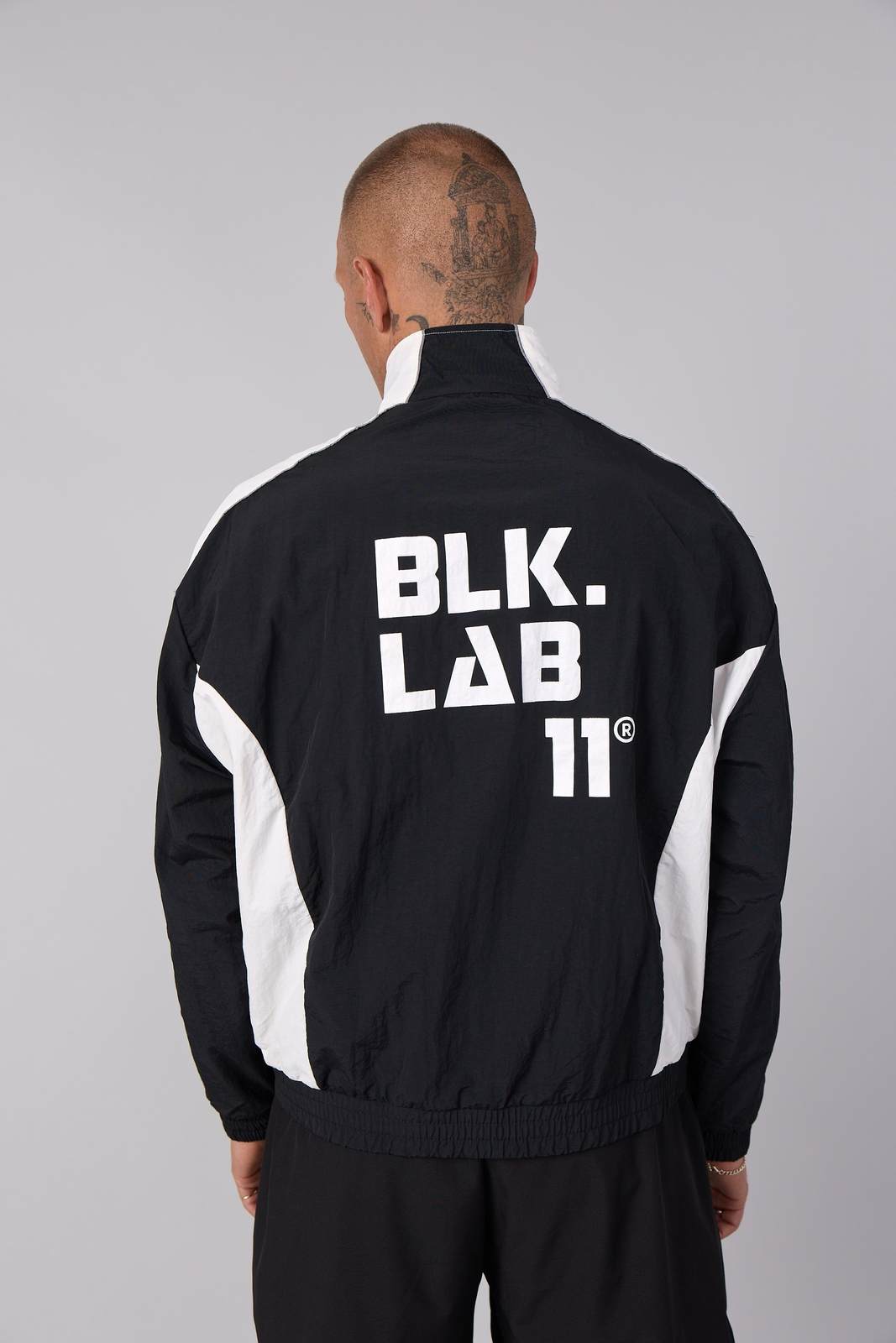 Windbreaker & Hoodie